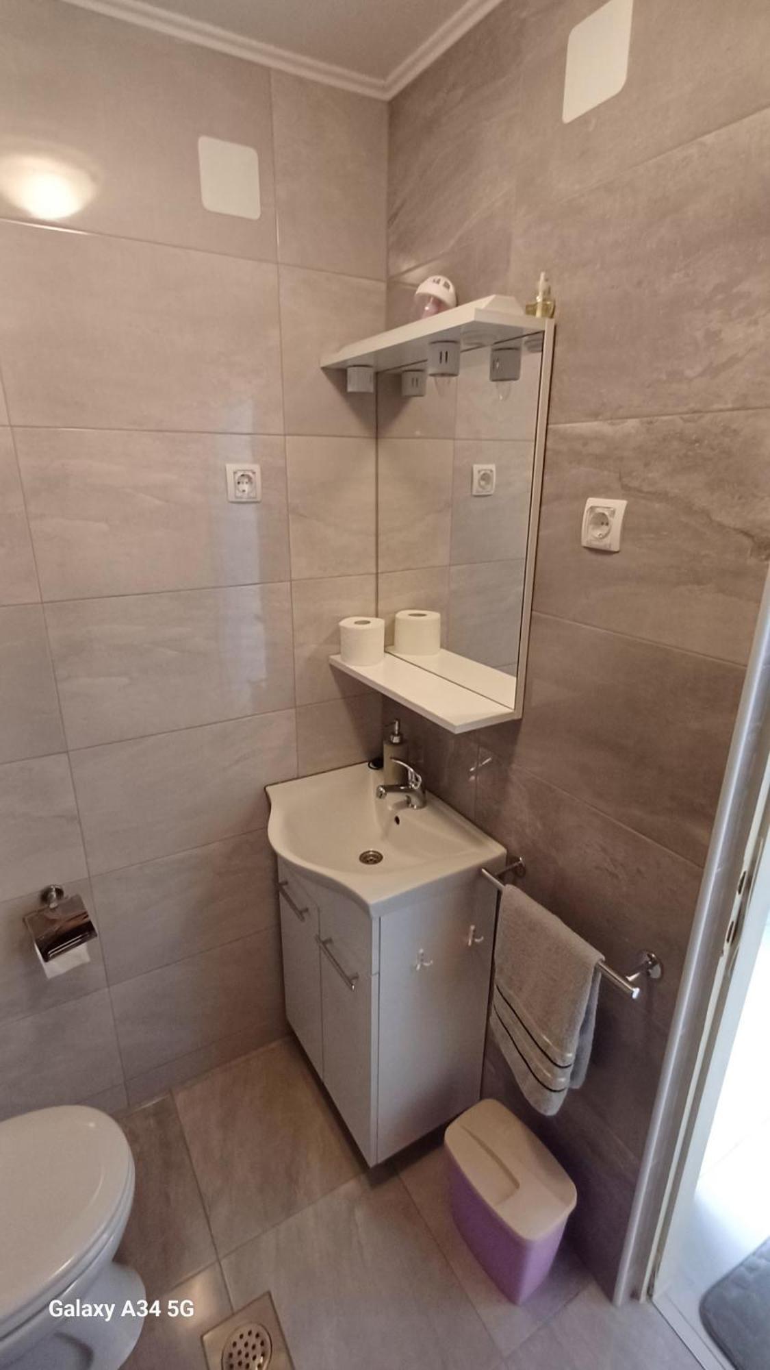 Leo Apartment วีร์ ภายนอก รูปภาพ